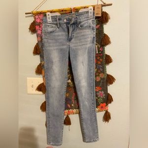 Joes jeans size 25 midrise skinny women’s jeans. Like new.